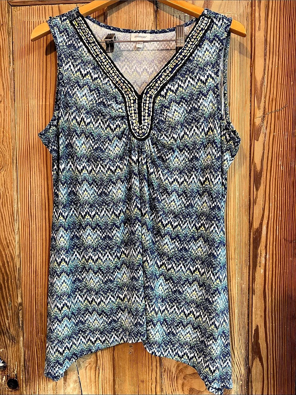 avenue Beaded Geometric Tunic Blue Size 14/16 sharkbite NWOT